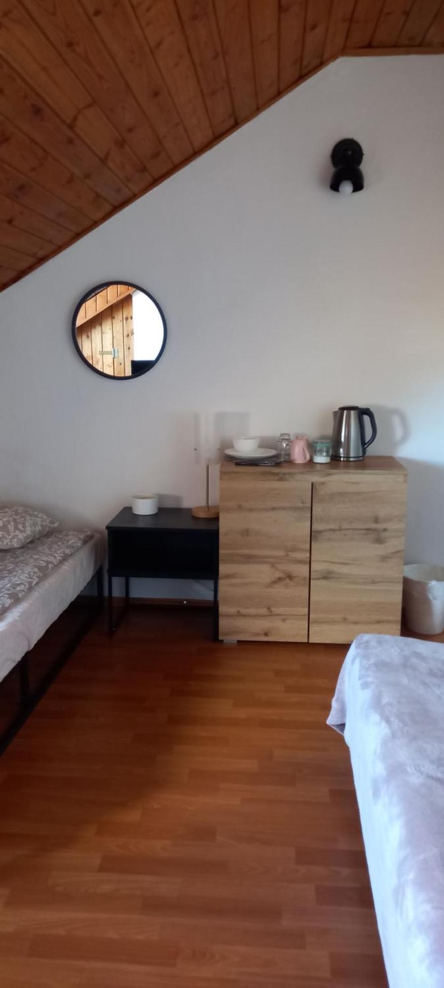 Appartement Domek Pod Sosnami Pokoje 2-3 Osobowe à Mielno  Extérieur photo