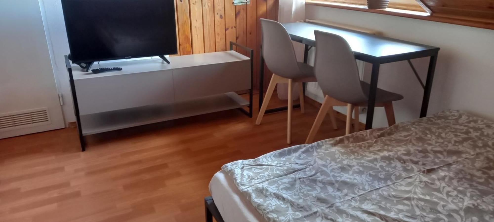 Appartement Domek Pod Sosnami Pokoje 2-3 Osobowe à Mielno  Extérieur photo
